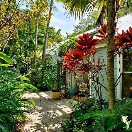 Tranquility On Ann Street Villa
